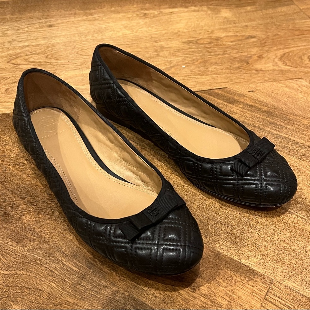 Tory Burch Flats Shoes. Size 8.5